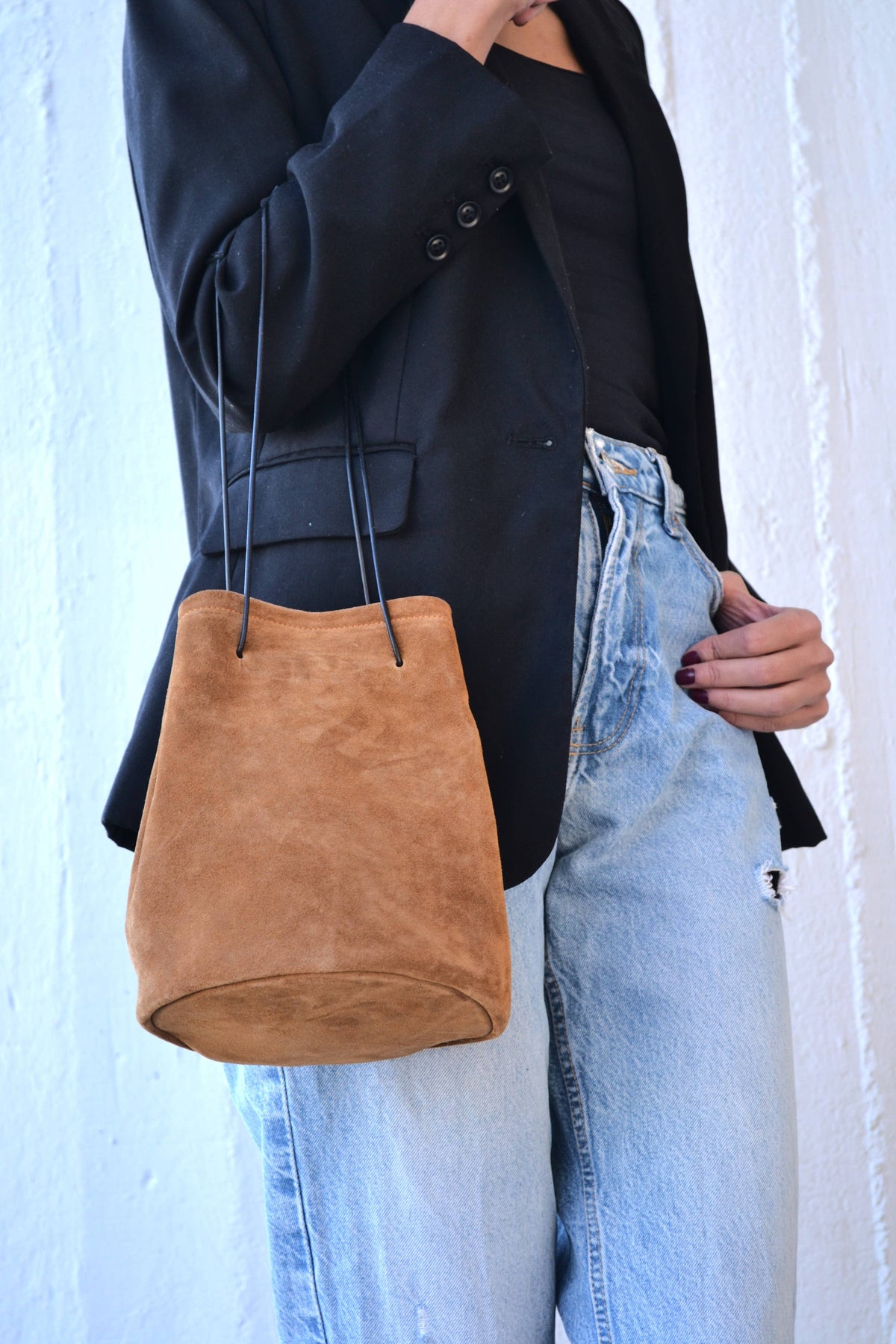 Loli soft bucket bag in caramel brown