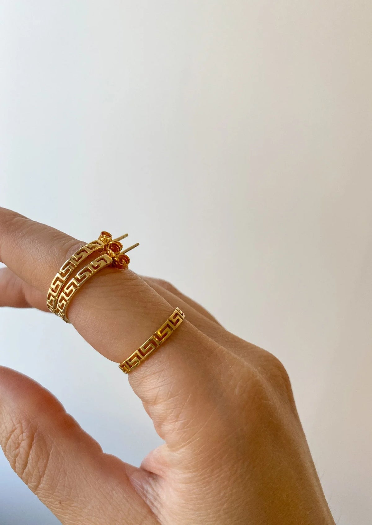 Meandros Skinny Hoops