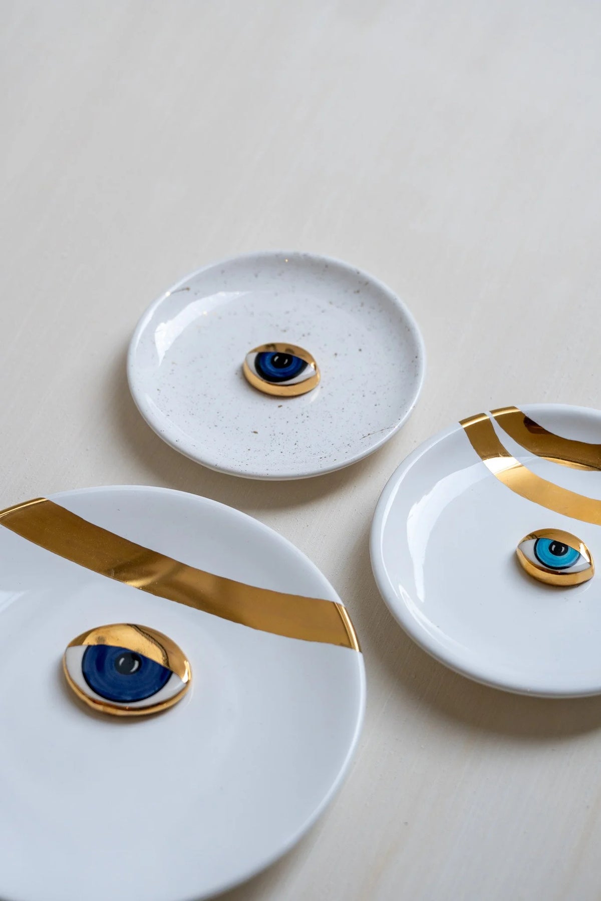 Small Ceramic Evil Eye Decorative Plate - White