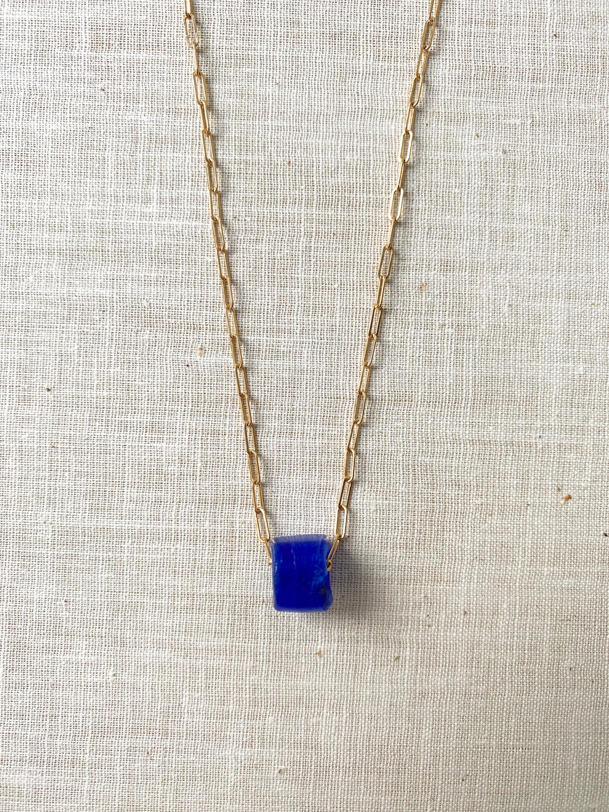 Flat Link Chain + Blue Bead
